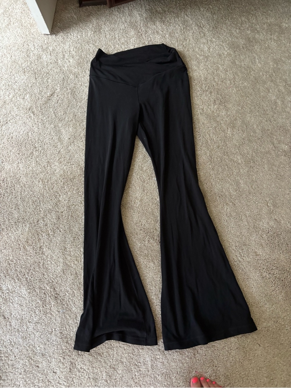aerie Black Flared Yoga Pants